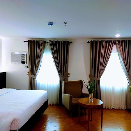 Top Star Hotel Oton Luaran gambar