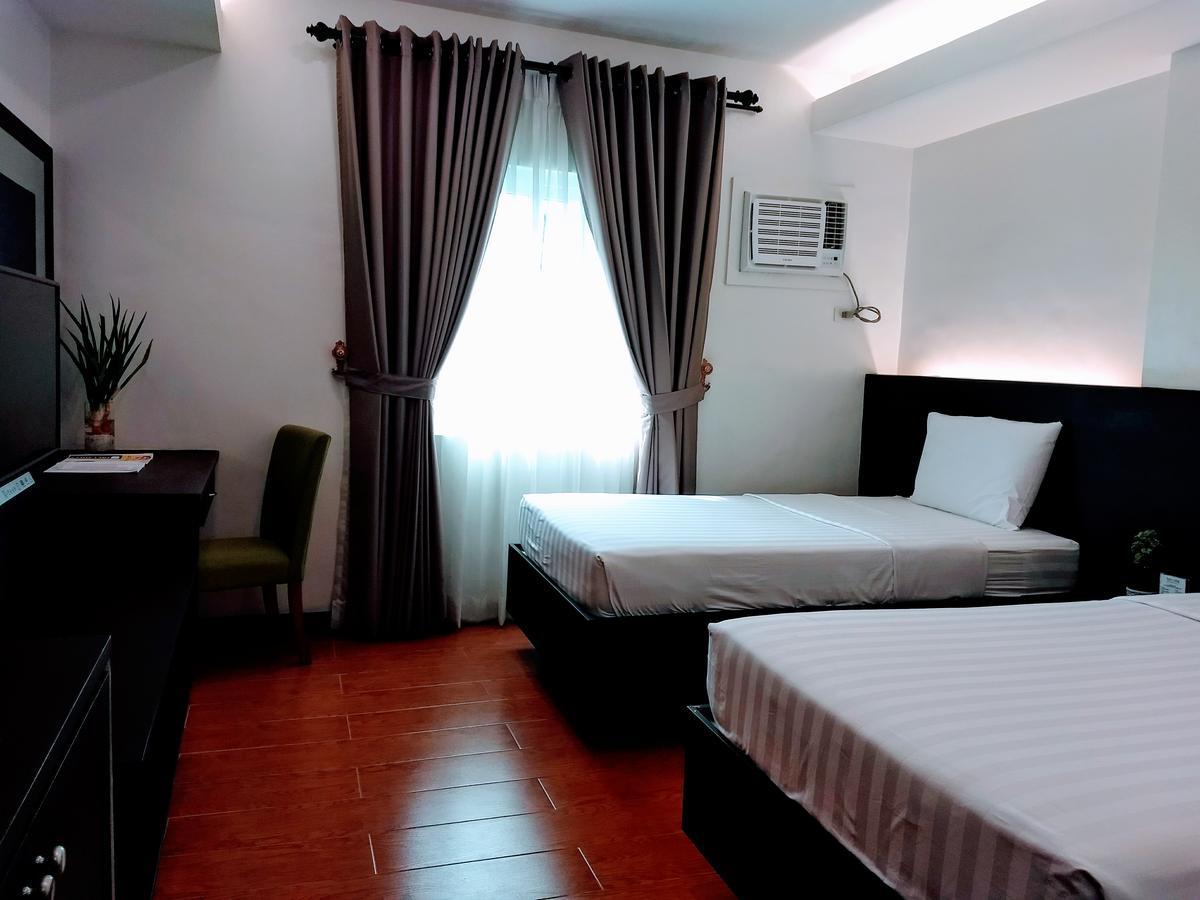 Top Star Hotel Oton Luaran gambar