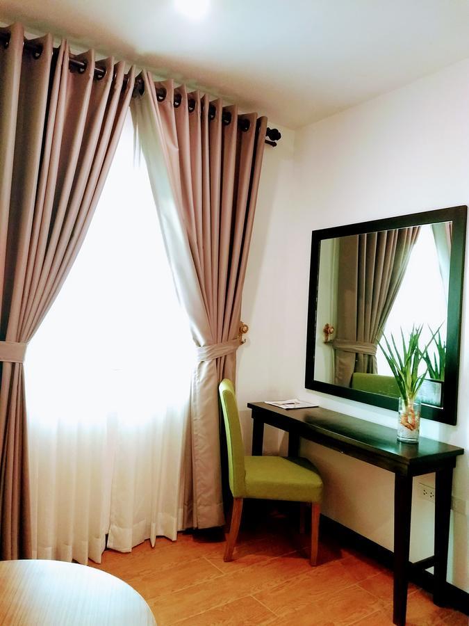 Top Star Hotel Oton Luaran gambar