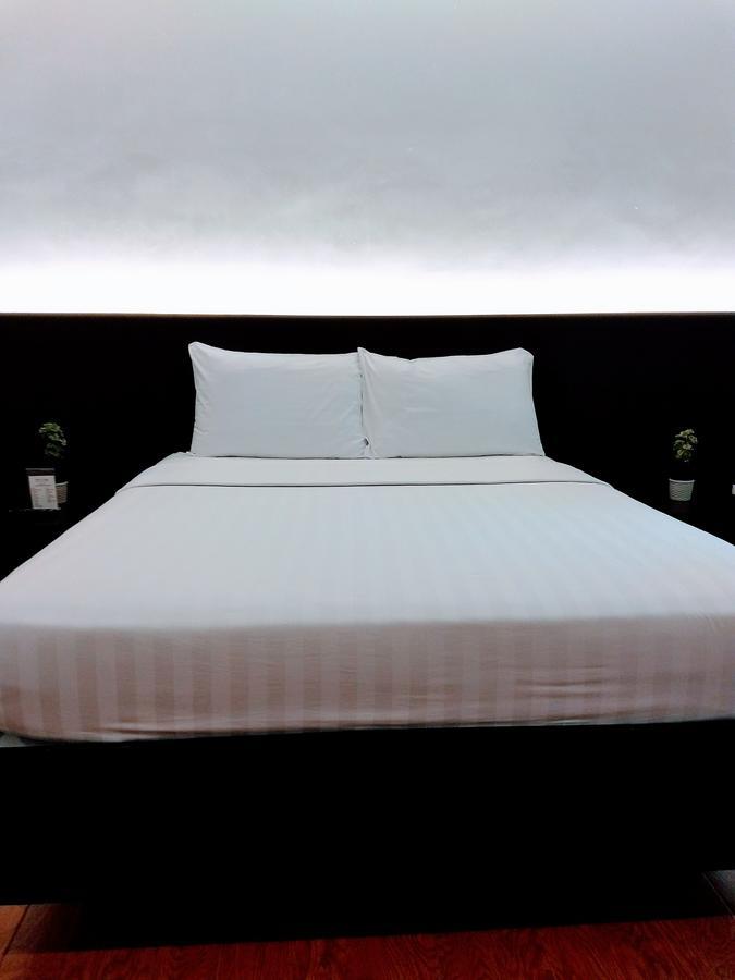 Top Star Hotel Oton Luaran gambar
