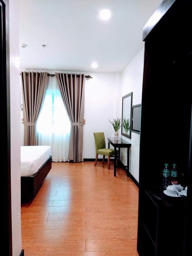 Top Star Hotel Oton Luaran gambar